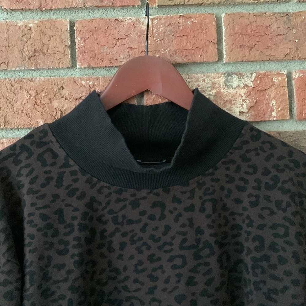 Vince Camuto Brown & Black Leopard Print Pullover Sweater - Picture 3 of 6